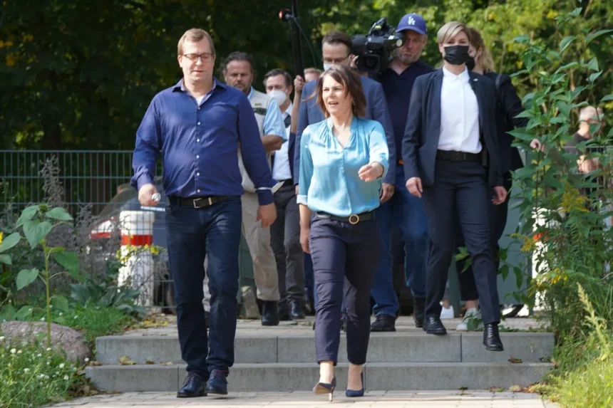 Annalena Baerbock Kinder adoptiert